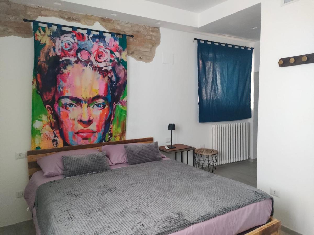Casa Del Fiordaliso Hotel Сан Бенедето дел Тронто Екстериор снимка